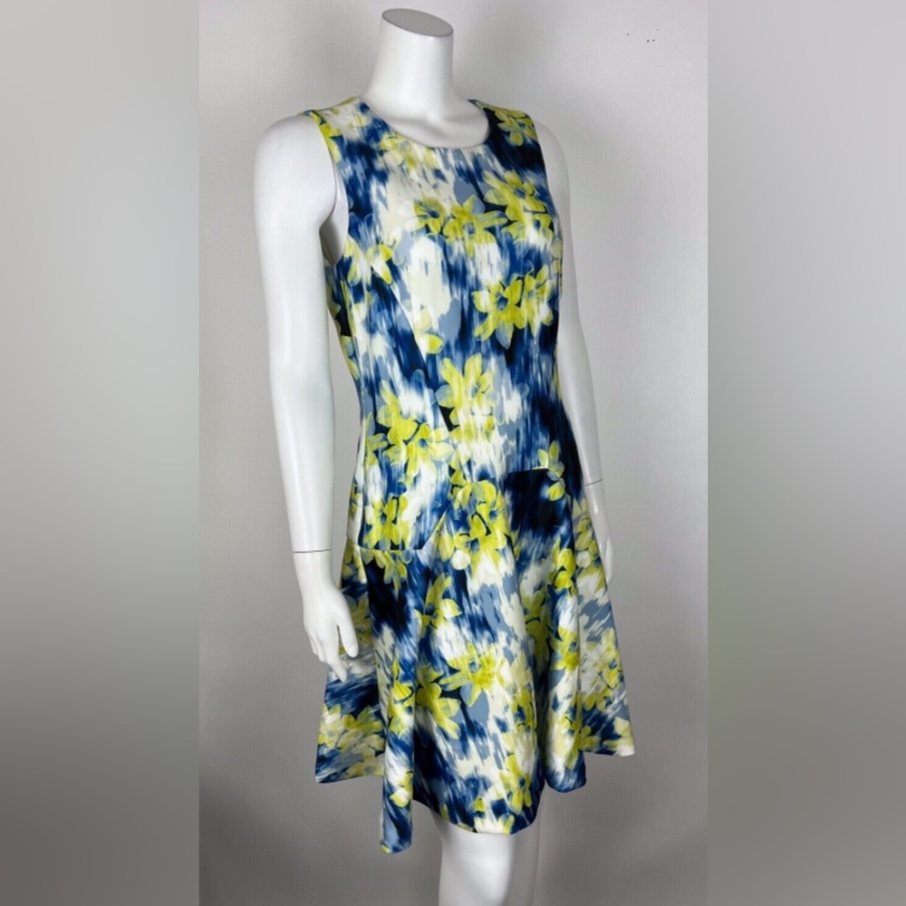 Tommy Hilfiger Super fashion and elegant dress